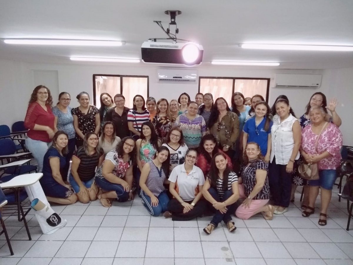 Fortaleza dá um salto de qualidade na educação pública municipal.  E a Editora Opet faz parte dessa história!